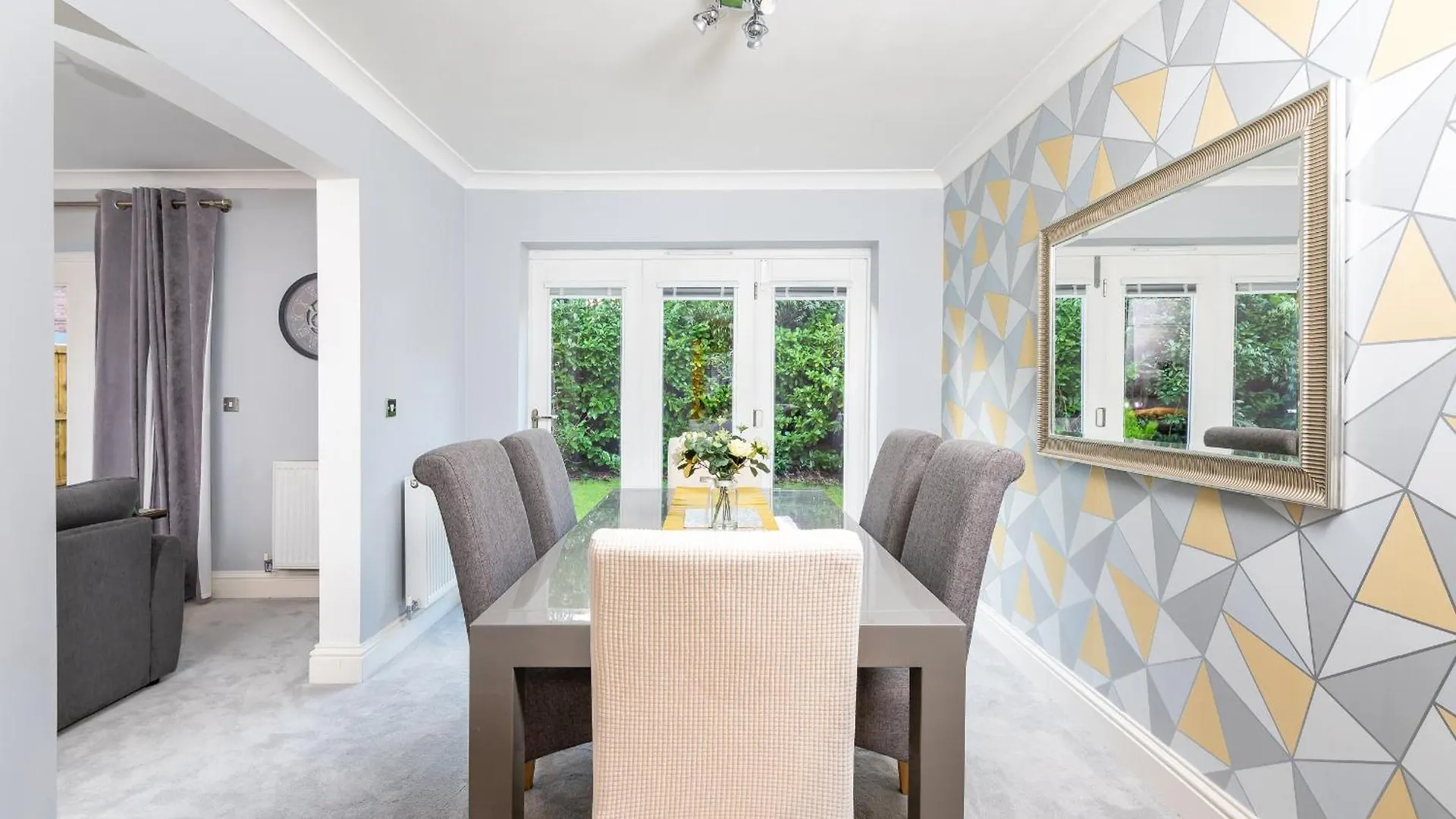Nyaraló Spacious And Modern Townhouse I Pass The Keys York